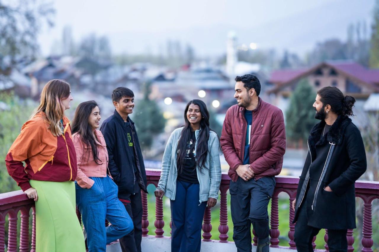 Zostel Srinagar Hostel Exterior photo